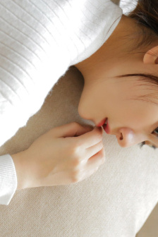 第一天姨妈巨疼怎么办
